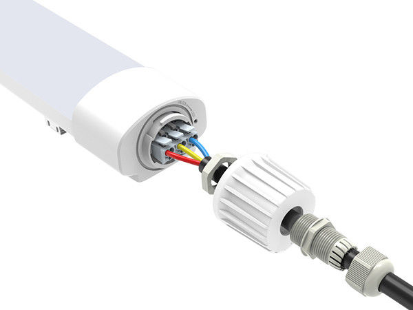 完全なプラスチック収容LEDの三証拠ライトIP66 IK10 20W 120か160LPW容易な配線